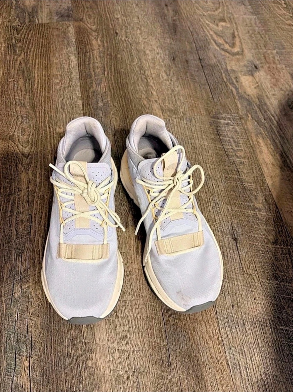 OnCloud Women's Sneakers